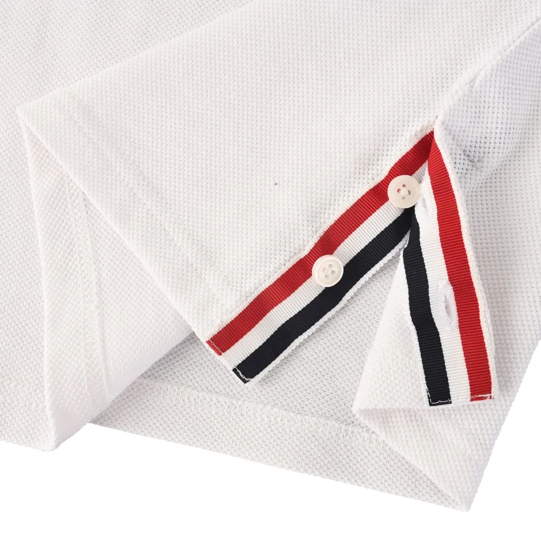 THOM BROWNE TB Polo THOM BROWNE TB 260 POLO 260 Authentic Authentic Factory Quality Same Style + Authentic ：White/Black/Gray Size：1 2 3 4